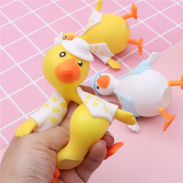 Donald Duck Squishy - Image 3